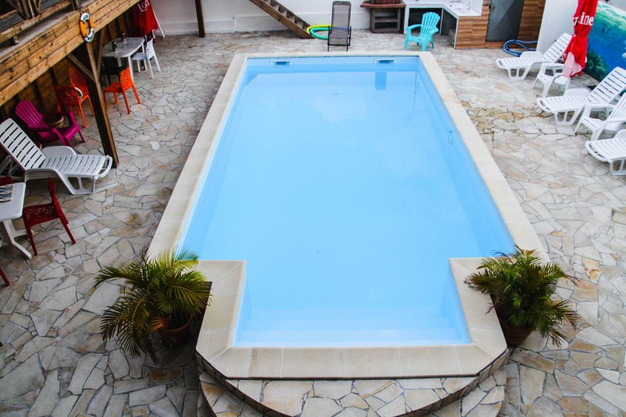 Residence Fruit De La Passion Caliente Sainte-Anne Bagian luar foto